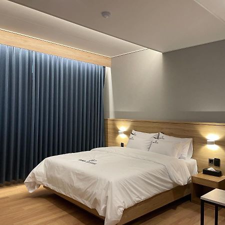 VIP Hotel Gwangju Metropolitan City Buitenkant foto